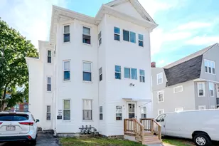 12 Ives St, Worcester, MA 01603 - Photo 2