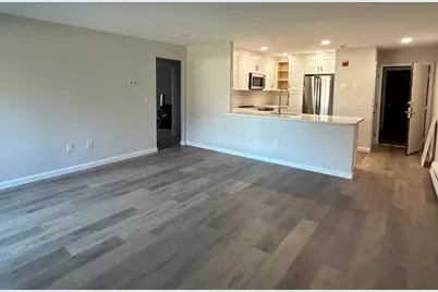 130 Briarcliff Rd #8, Raynham, MA 02767 - Photo 8