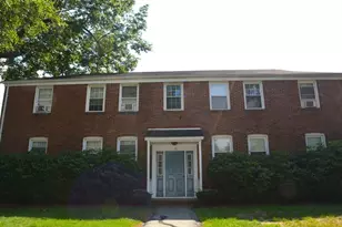 71 Colony Rd, West Springfield, MA 01089 - Photo 2