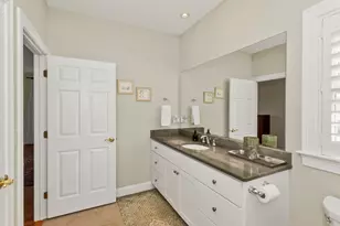 26 Bluegrass Dr, East Longmeadow, MA 01028 - Photo 18