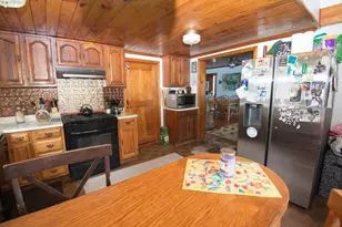 11 Maple St, Chester, MA 01011 - Photo 2