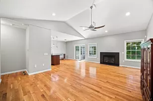 25 Tall Pines Rd, Hampden, MA 01036 - Photo 8