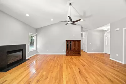 25 Tall Pines Rd #6, Hampden, MA 01036 - Photo 10
