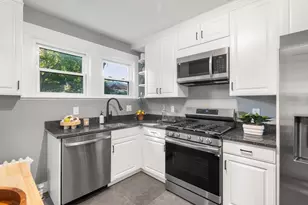 232 Itasca St, Boston, MA 02126 - Photo 18