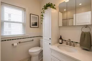 48 Wordsworth St, Boston, MA 02128 - Photo 10
