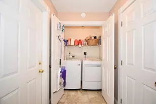 169 Main St, West Springfield, MA 01089 - Photo 16