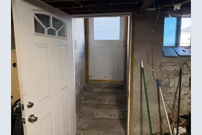 61 Butterfield St, Lowell, MA 01854 - Photo 24