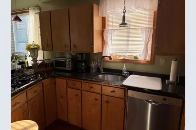 61 Butterfield St, Lowell, MA 01854 - Photo 6