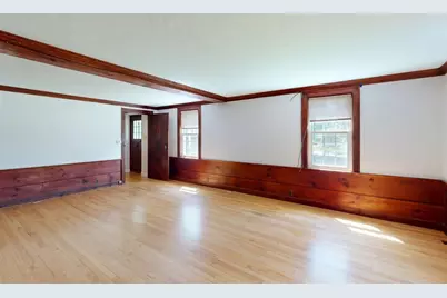661 Bernardston Rd, Greenfield, MA 01301 - Photo 18