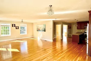 33 Belmont St, Reading, MA 01867 - Photo 6