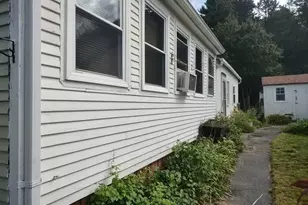 51 Pinehurst Dr, Plymouth, MA 02360 - Photo 2