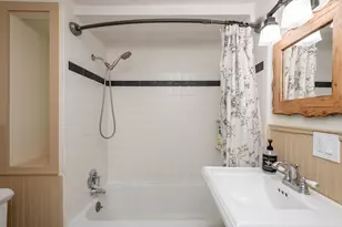22R Andover St, Peabody, MA 01960 - Photo 8