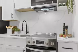 27 Gordon St, Framingham, MA 01702 - Photo 4