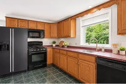 81 Grant Avenue #81, Belmont, MA 02478 - Photo 4