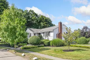 12 3rd St, Saugus, MA 01906 - Photo 2