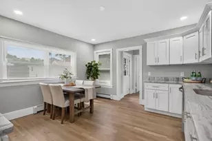 43 Laurel St, Clinton, MA 01510 - Photo 14