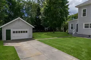43 Laurel St, Clinton, MA 01510 - Photo 34