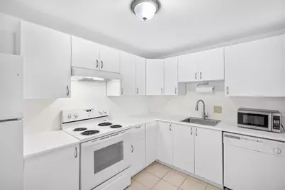121 Tremont St #C6, Boston, MA 02135 - Photo 6