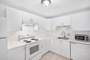 121 Tremont St, Boston, MA 02135 - Photo 6