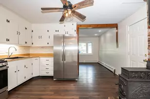 42 Avery St, Ipswich, MA 01938 - Photo 14