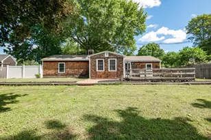 42 Avery St, Ipswich, MA 01938 - Photo 6