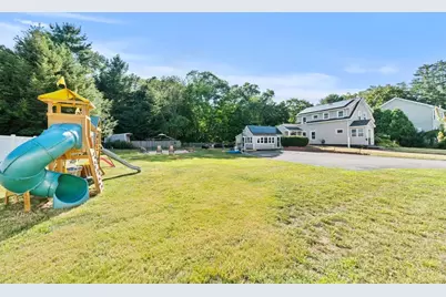 119 Spring St, Rockland, MA 02370 - Photo 4