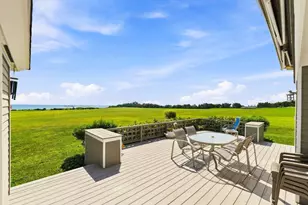 42 N Shore Dr, Dartmouth, MA 02748 - Photo 2