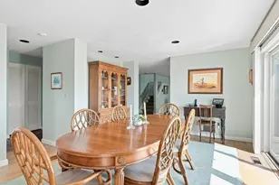 42 N Shore Dr, Dartmouth, MA 02748 - Photo 16