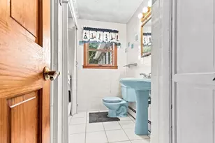 36 Pine St, Berkley, MA 02779 - Photo 18