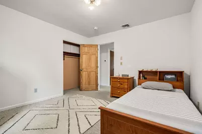 21 Chester St, Amesbury, MA 01913 - Photo 18