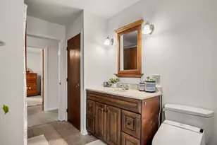 21 Chester St, Amesbury, MA 01913 - Photo 28