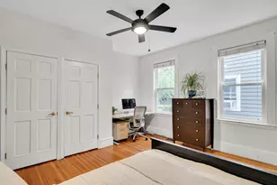124 Chestnut St, Brookline, MA 02445 - Photo 4