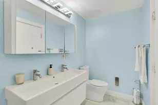 124 Chestnut St, Brookline, MA 02445 - Photo 6