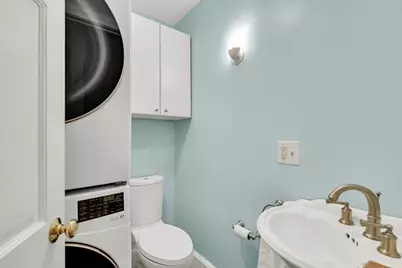 124 Chestnut St #1, Brookline, MA 02445 - Photo 20