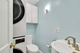 124 Chestnut St, Brookline, MA 02445 - Photo 20