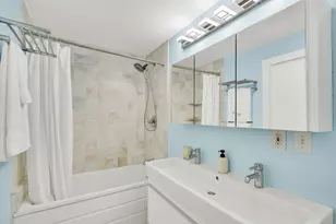 124 Chestnut St, Brookline, MA 02445 - Photo 14