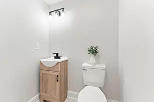 9 Pavia Pl, Framingham, MA 01702 - Photo 36