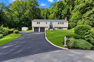 9 Pavia Pl, Framingham, MA 01702 - Photo 1