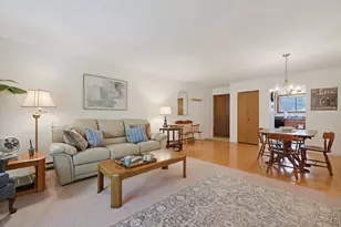 74 Highwood Dr, Franklin, MA 02038 - Photo 4