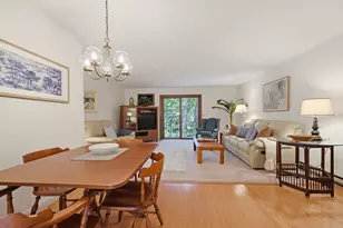 74 Highwood Dr, Franklin, MA 02038 - Photo 10