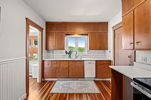 13 Saltonstall Pkwy, Salem, MA 01970 - Photo 6