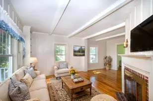 10 Elmlawn Rd, Braintree, MA 02184 - Photo 4