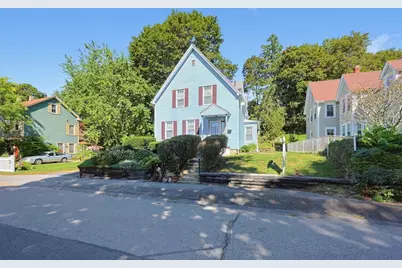 19 Irving St, Spencer, MA 01562 - Photo 1
