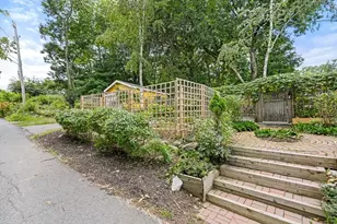 87 Great Woods Rd, Saugus, MA 01906 - Photo 36