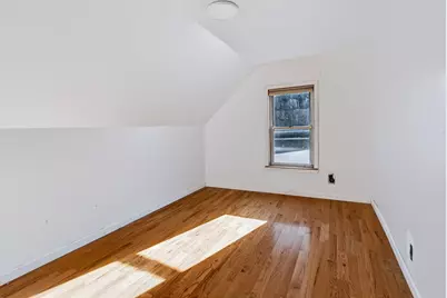 112 Quebec St, Lowell, MA 01852 - Photo 20