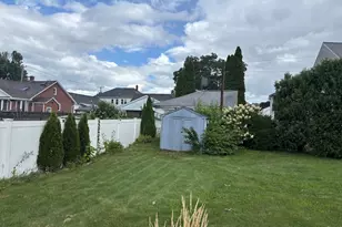 16 Kaveney St, Chicopee, MA 01020 - Photo 10