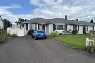 16 Kaveney St, Chicopee, MA 01020 - Photo 2