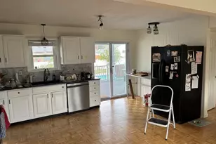 16 Kaveney St, Chicopee, MA 01020 - Photo 14