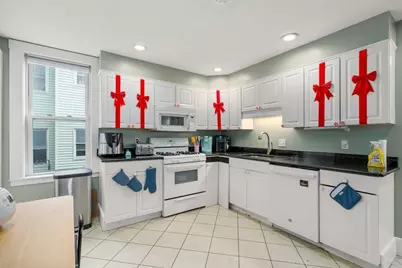 93 Easton Street, Boston, MA 02134 - Photo 28