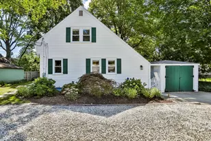 381 Willow St, Mansfield, MA 02048 - Photo 34